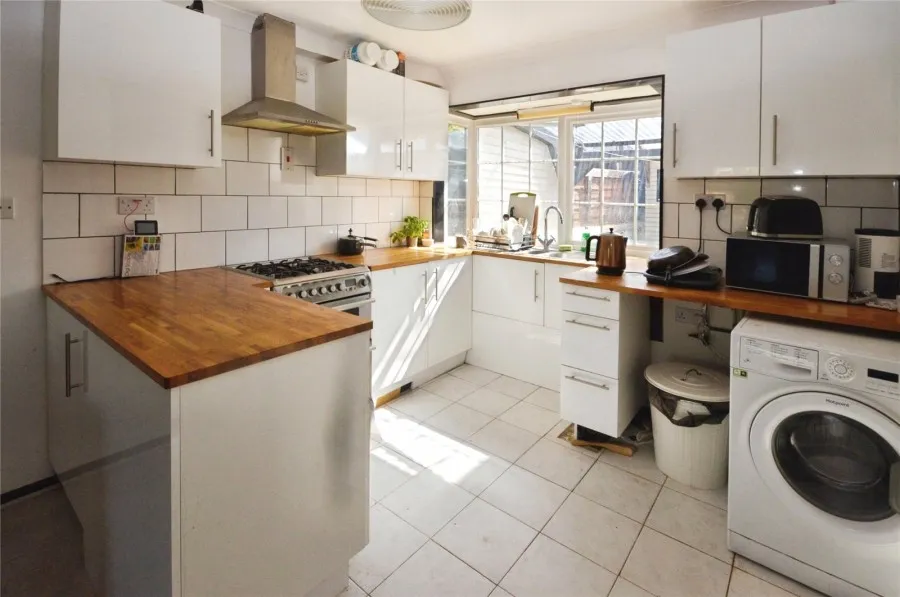 with 3 bedrooms in Bishop's Stortford, CM23, photo 14