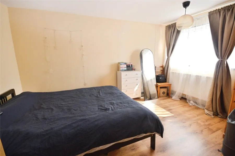 with 3 bedrooms in Bishop's Stortford, CM23, photo 7