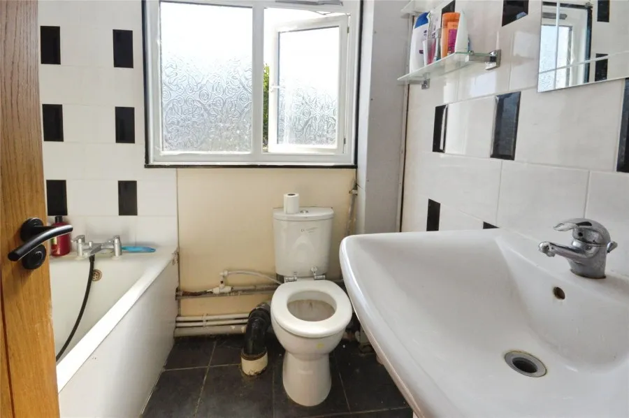with 3 bedrooms in Bishop's Stortford, CM23, photo 9