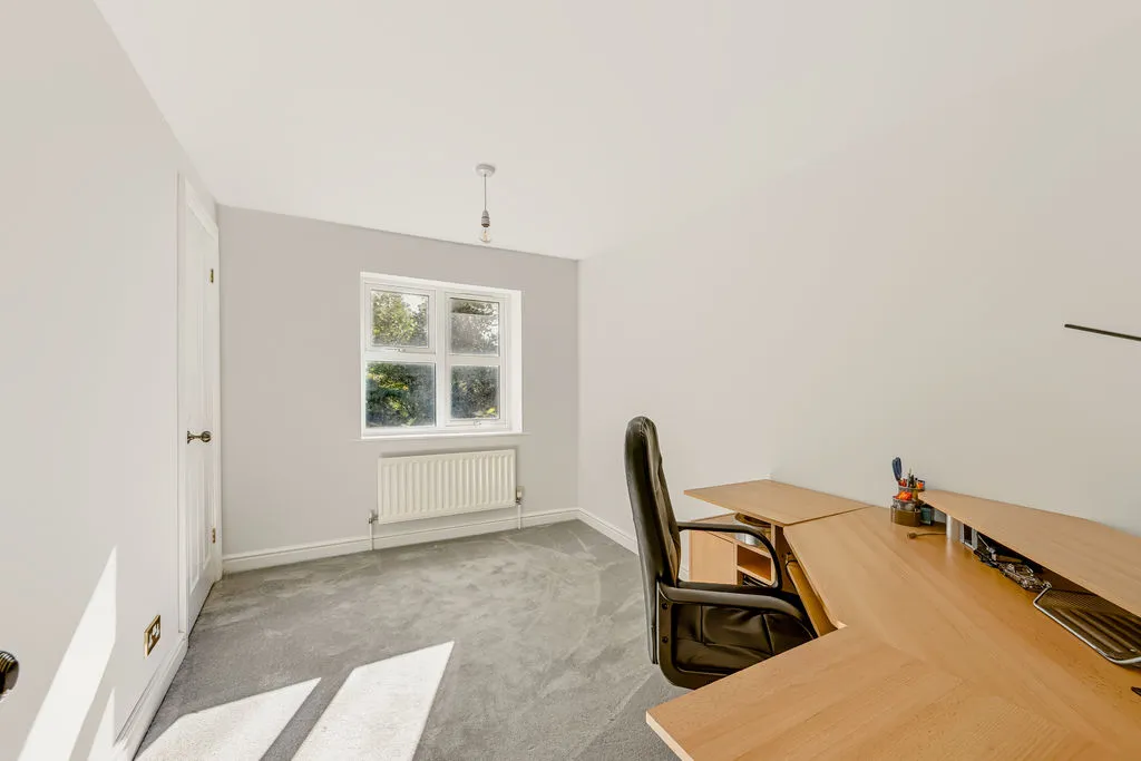 Landywood Farm Lane, Cheslyn Hay, WS6, photo 8