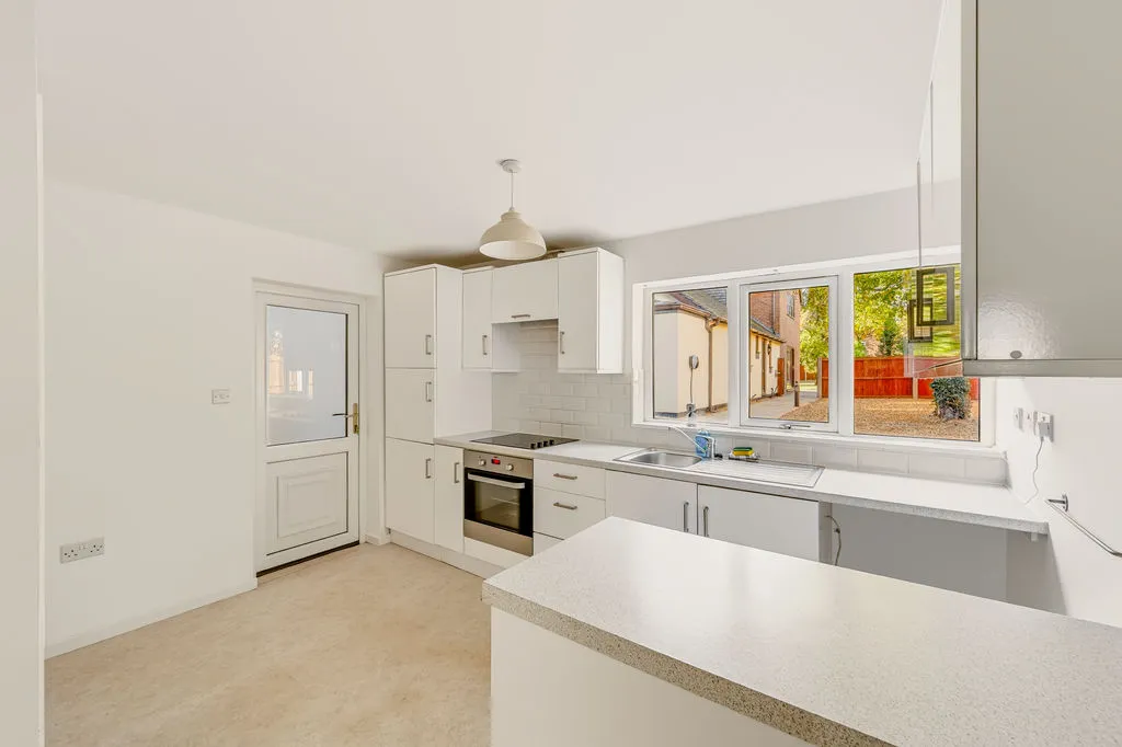 Landywood Farm Lane, Cheslyn Hay, WS6, photo 11