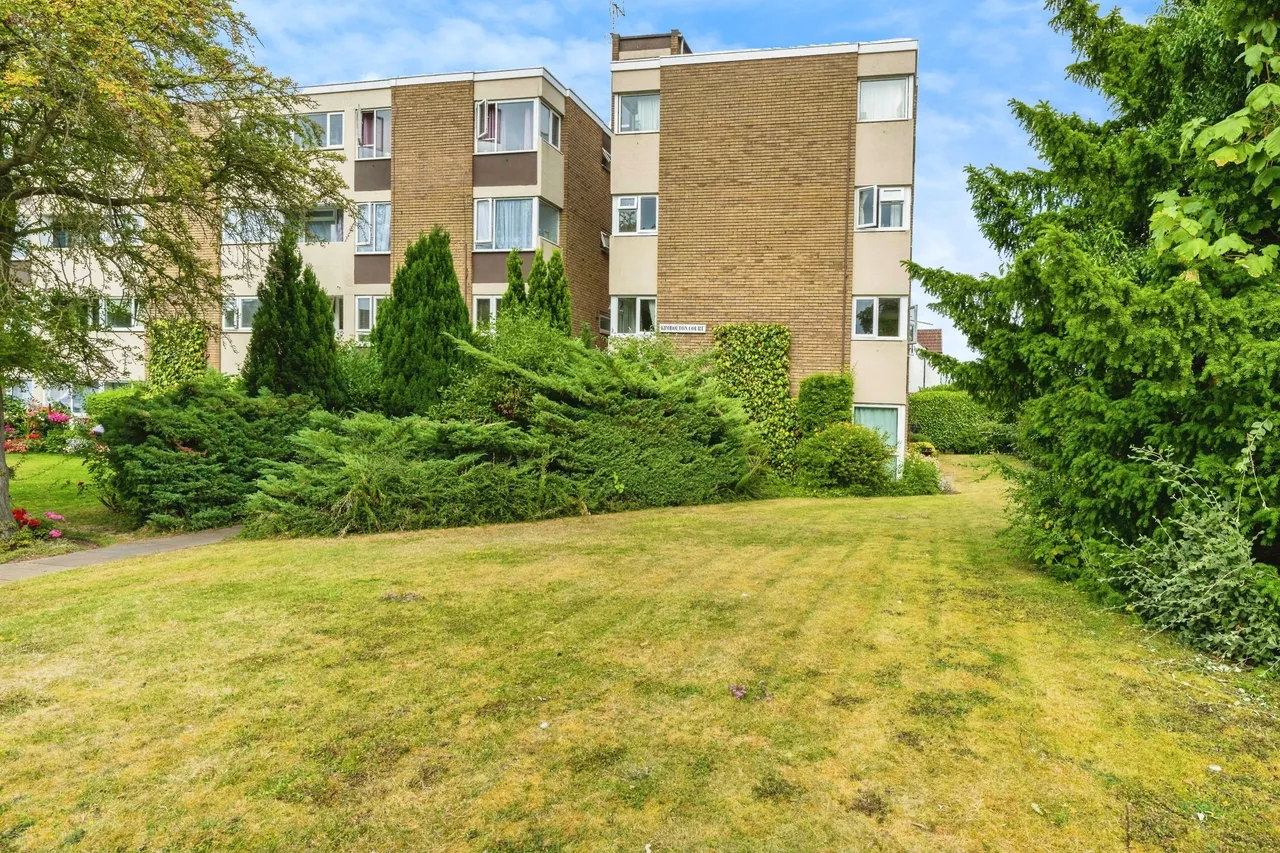 2 bed flat to rent, Kimbolton Road, Bedford, MK40