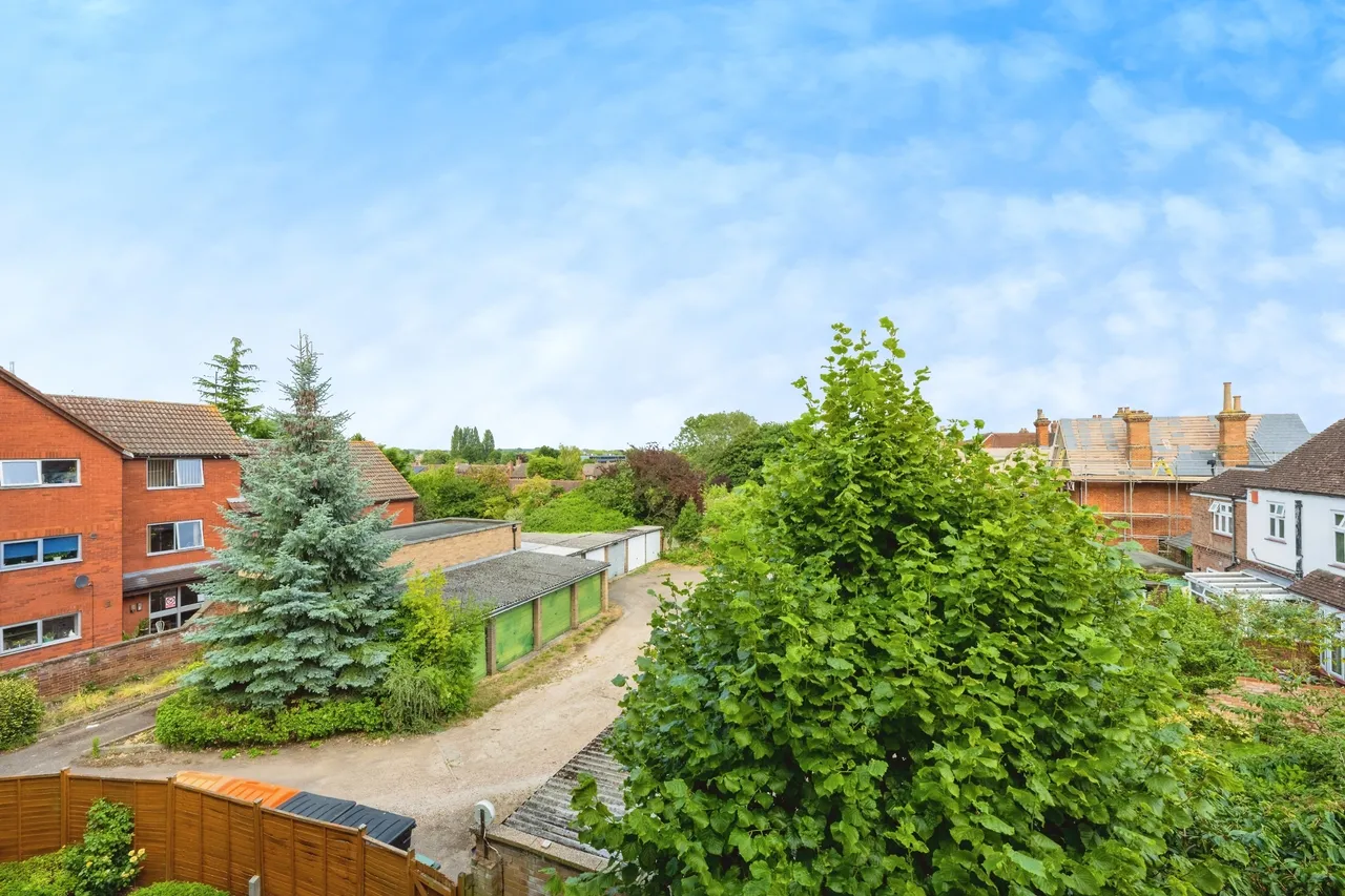 Kimbolton Road, Bedford, MK40, photo 3