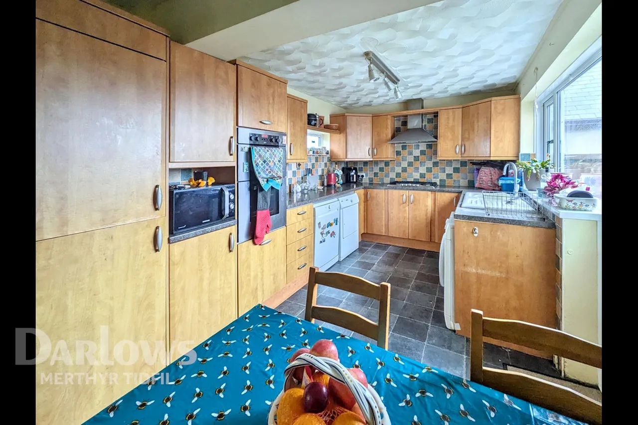 Andrews Close, Merthyr Tydfil, photo 5