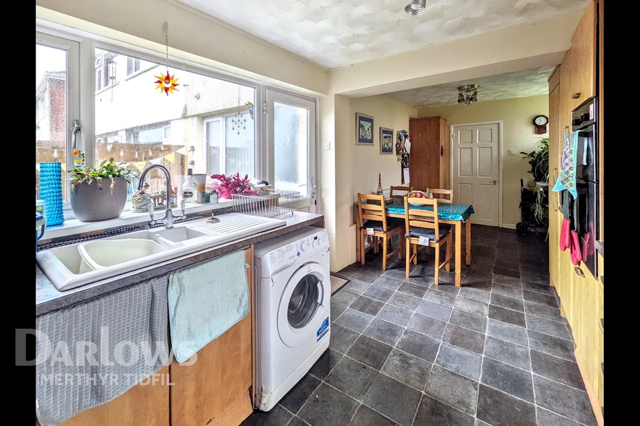 Andrews Close, Merthyr Tydfil, photo 10