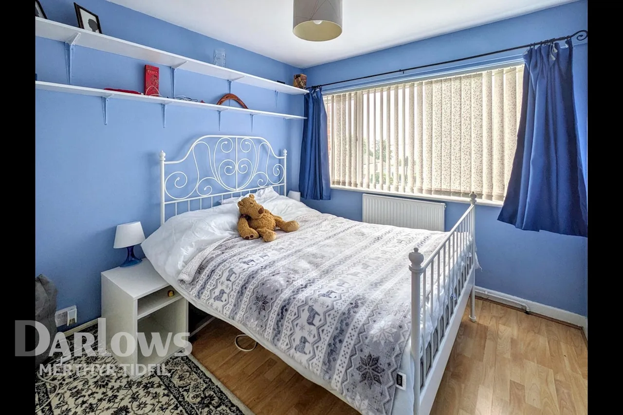 Andrews Close, Merthyr Tydfil, photo 11
