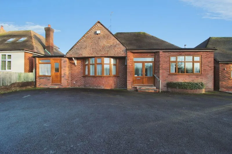 4 bed house for sale, Lichfield Road, Walsall, WS4