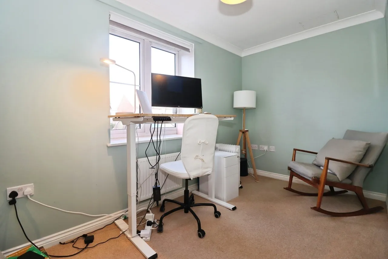 Honeysuckle Road, Lyde Green, Bristol, BS16, photo 11