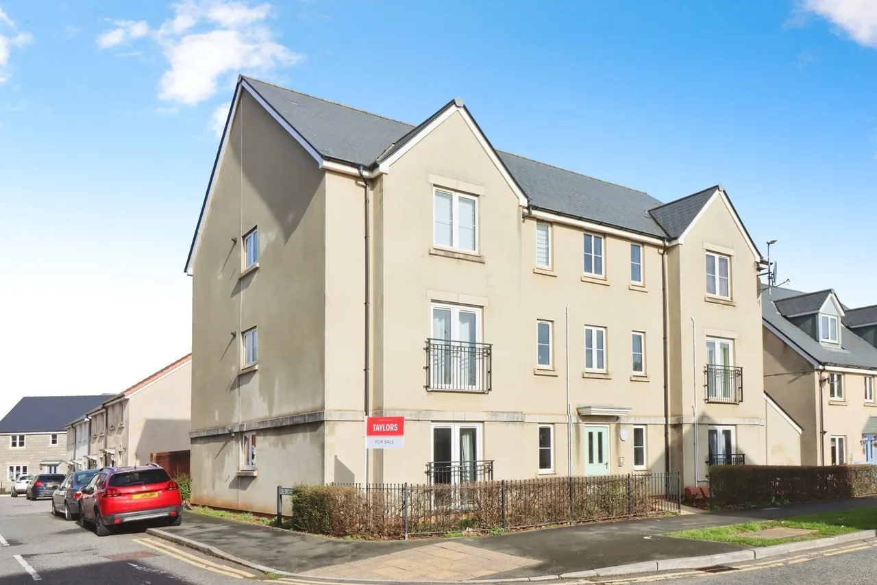 Honeysuckle Road, Lyde Green, Bristol, BS16, photo 12