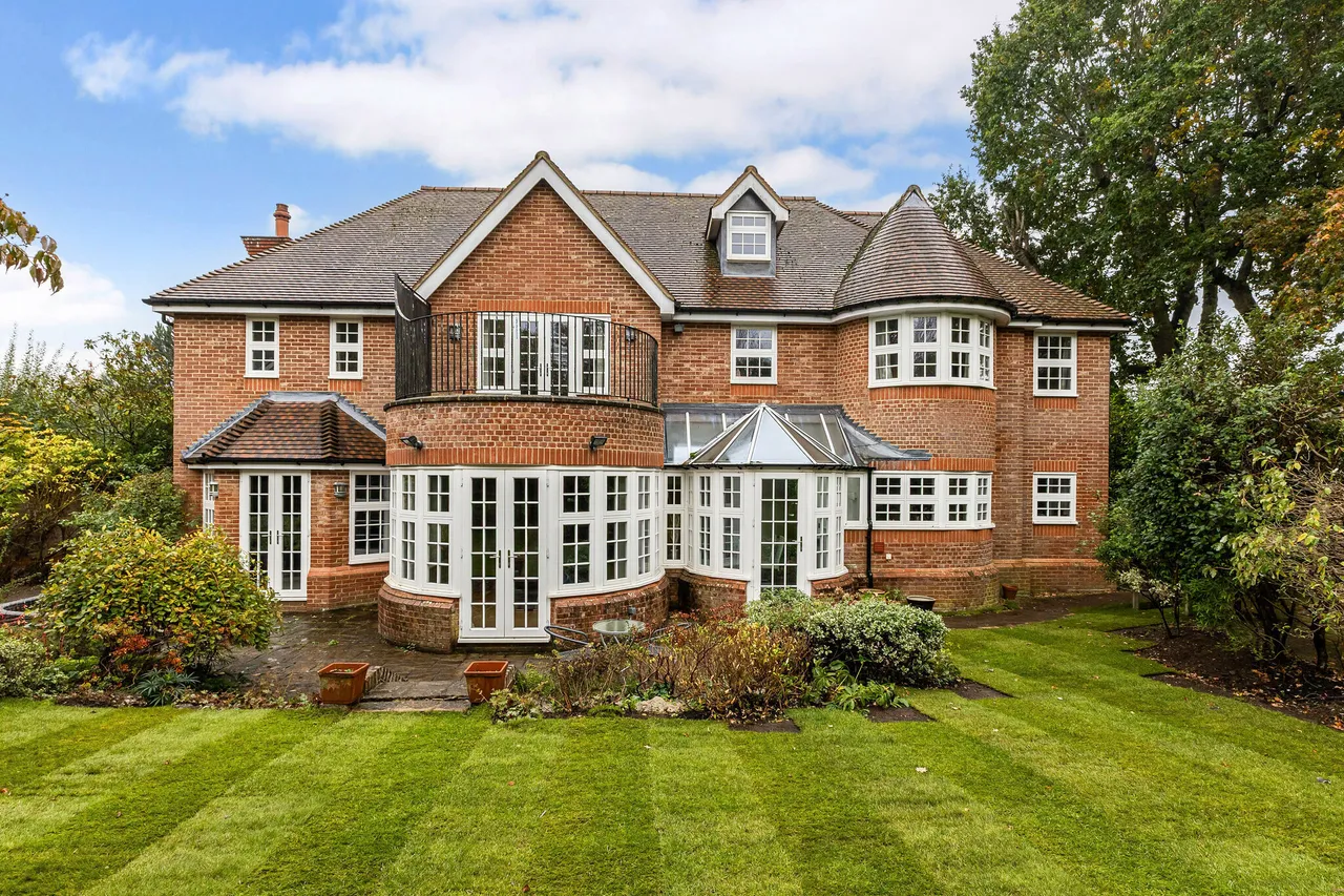 Priests Paddock, Beaconsfield, HP9, photo 6