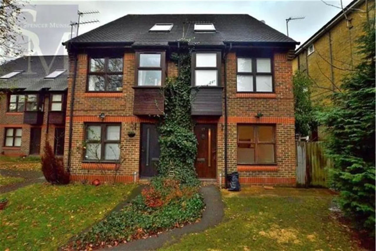 Hermon Hill, Wanstead, E11, photo 5