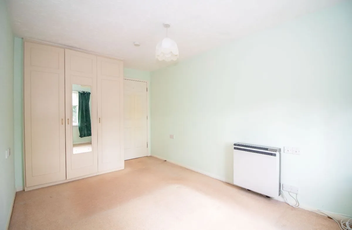 38 Holman Close, Waterlooville, PO8 8HD, photo 7