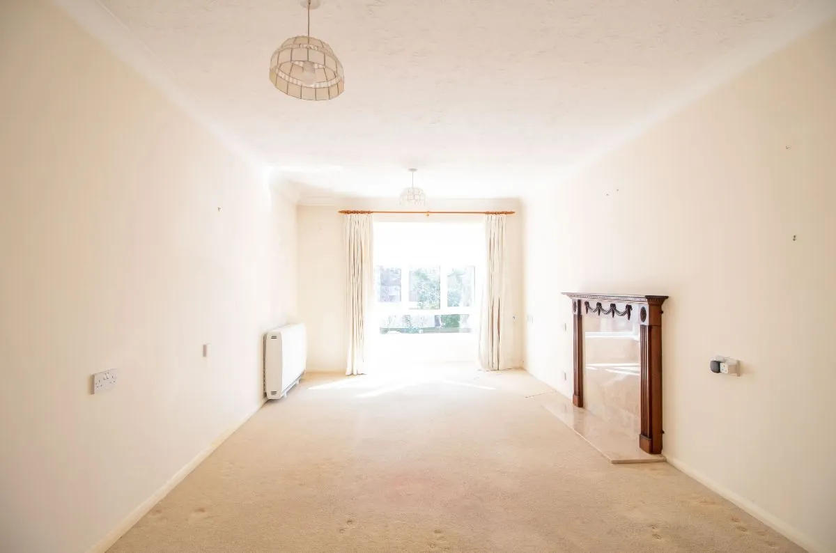 38 Holman Close, Waterlooville, PO8 8HD, photo 4