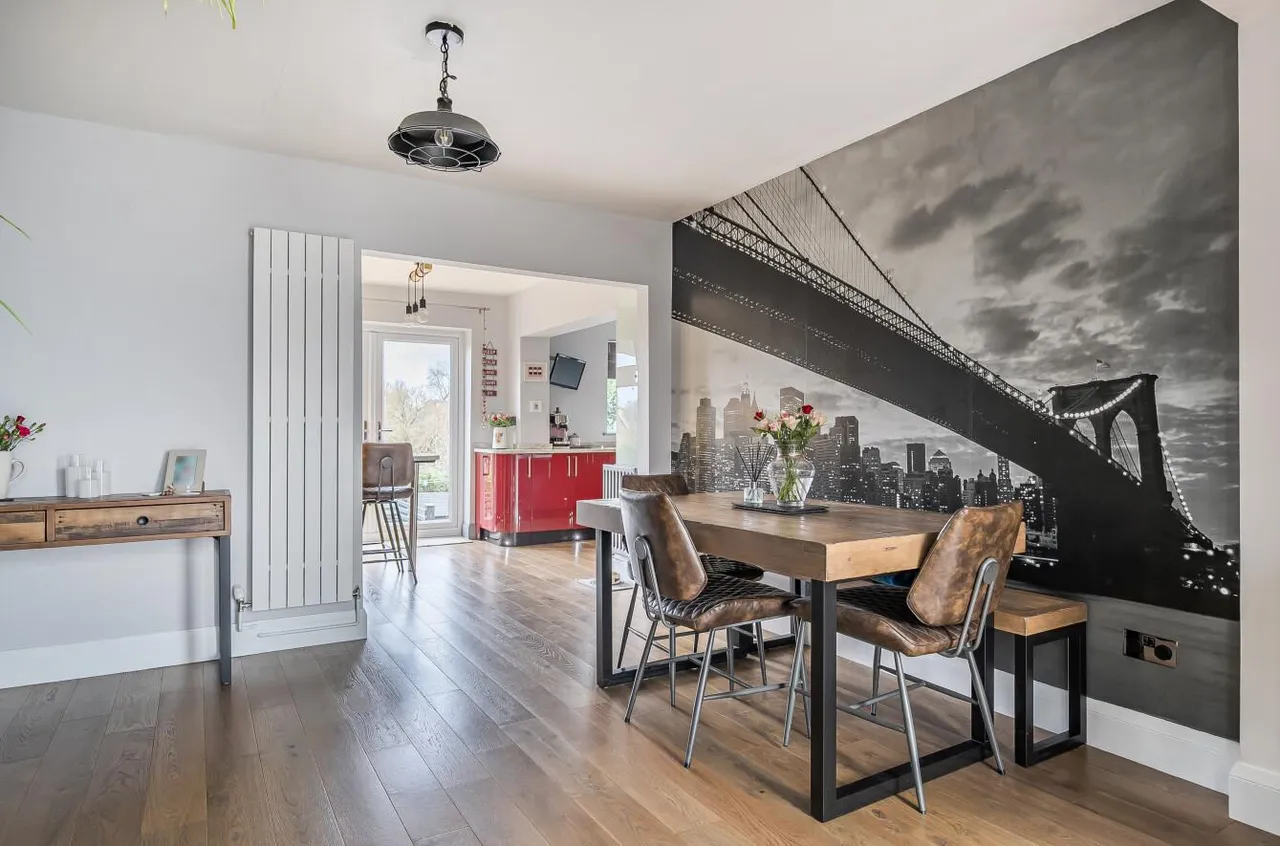 Fuller Avenue, Corsham, SN13, photo 6