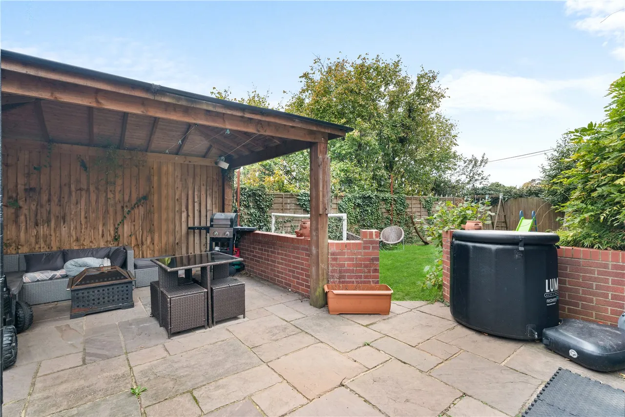Holt, Trowbridge, photo 11