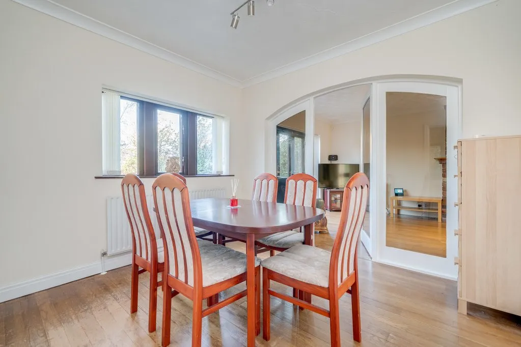 Halifax Road, Liversedge WF15 8HU, photo 7