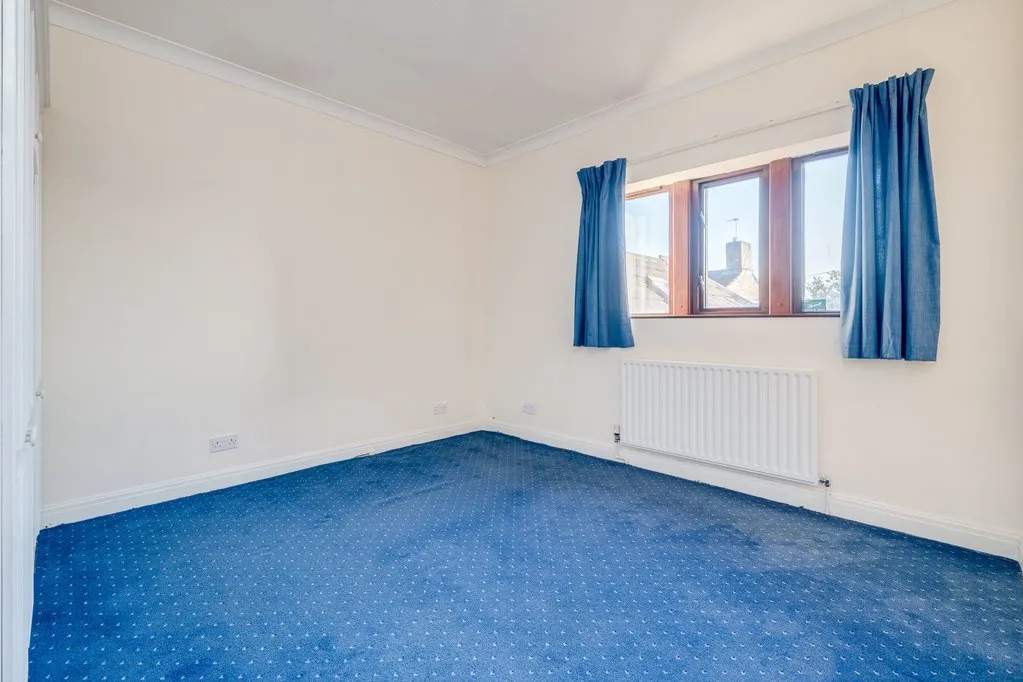 Halifax Road, Liversedge WF15 8HU, photo 18
