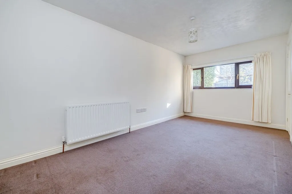 Halifax Road, Liversedge WF15 8HU, photo 19