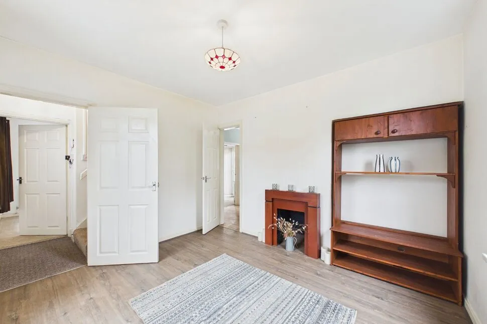 Cross Green Lane, Halton, West Yorkshire, LS15, photo 4