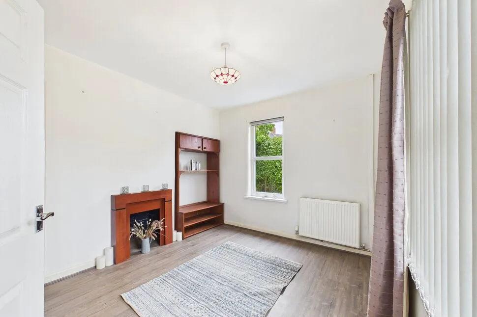 Cross Green Lane, Halton, West Yorkshire, LS15, photo 5