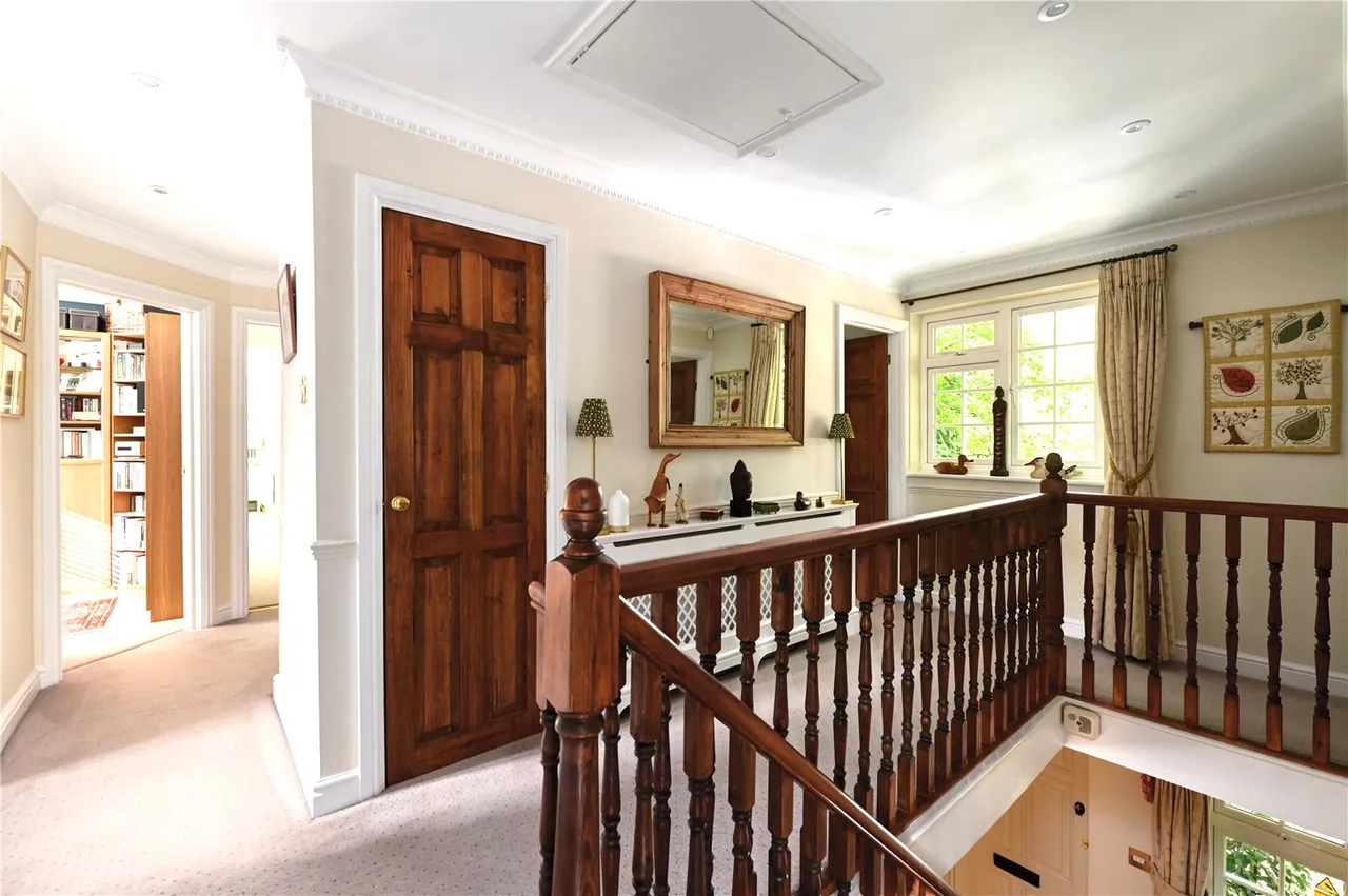 Cricket Hill Lane, Yateley, Hampshire, GU46 6BA, photo 11