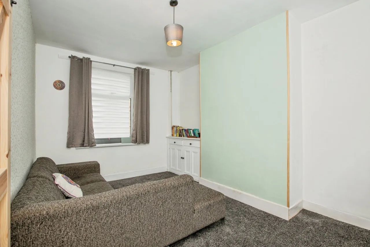 Thompson Street, Padiham, BB12, photo 2