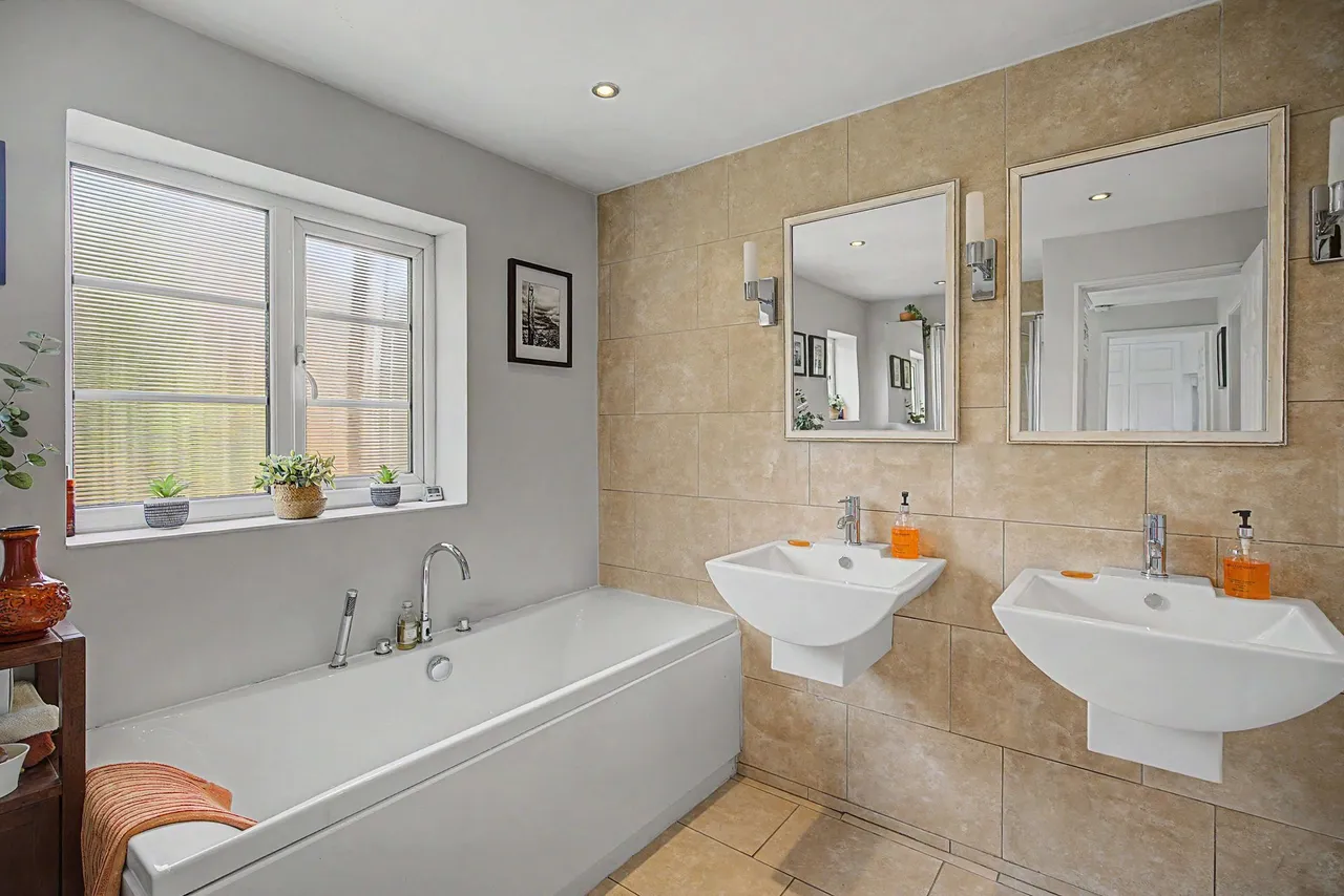 Ridge Avenue, Altrincham, photo 13