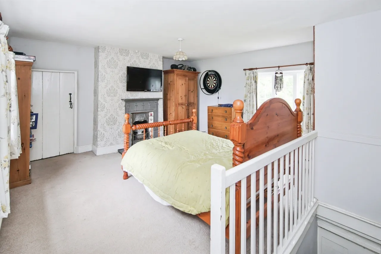 Tamworth Road, Keresley End, CV7, photo 26
