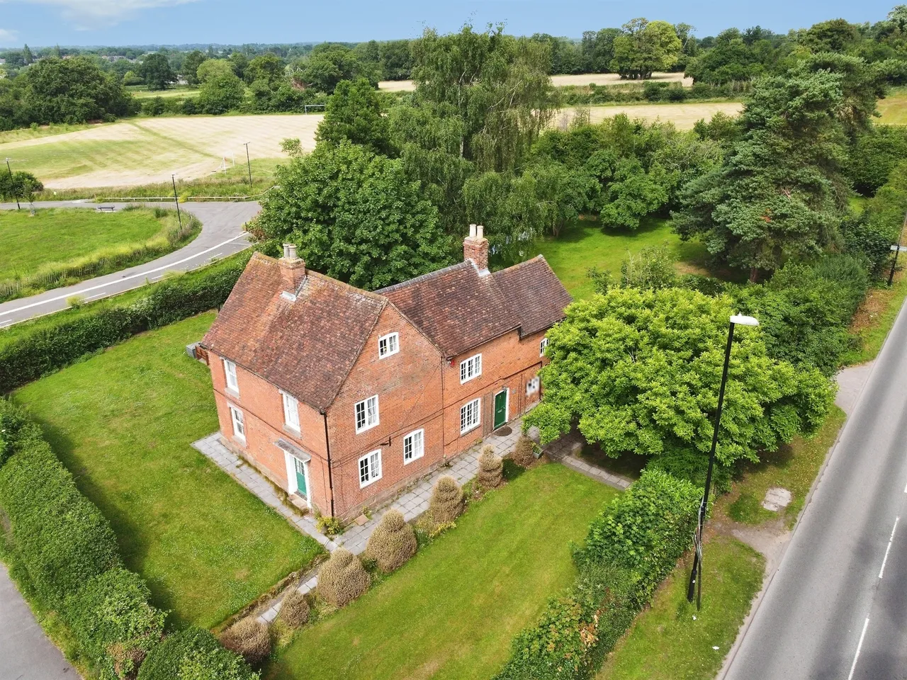 4 bed character property for sale, Tamworth Road, Keresley End, CV7