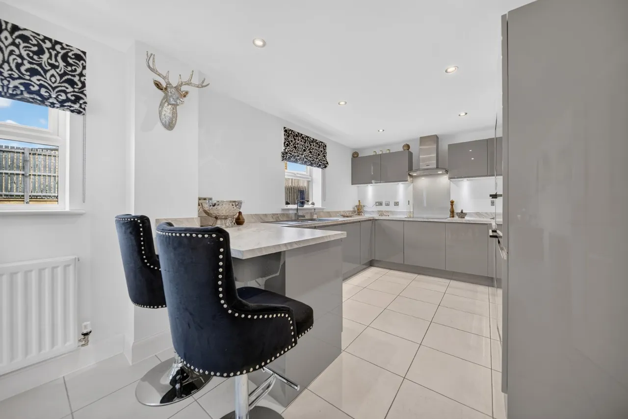 Dalby Lane, Bramhope, LS16, photo 6