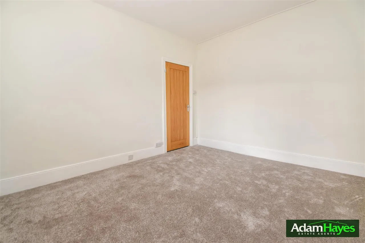 Station Road, Finchley Central, N3, photo 7