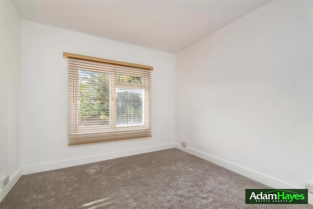 Station Road, Finchley Central, N3, photo 5