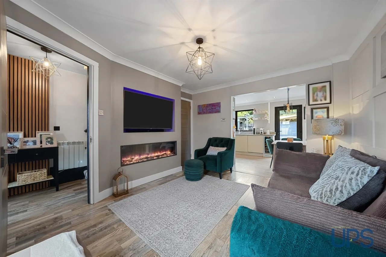 Altan Avenue, Stewartstown Road, BT17, photo 5