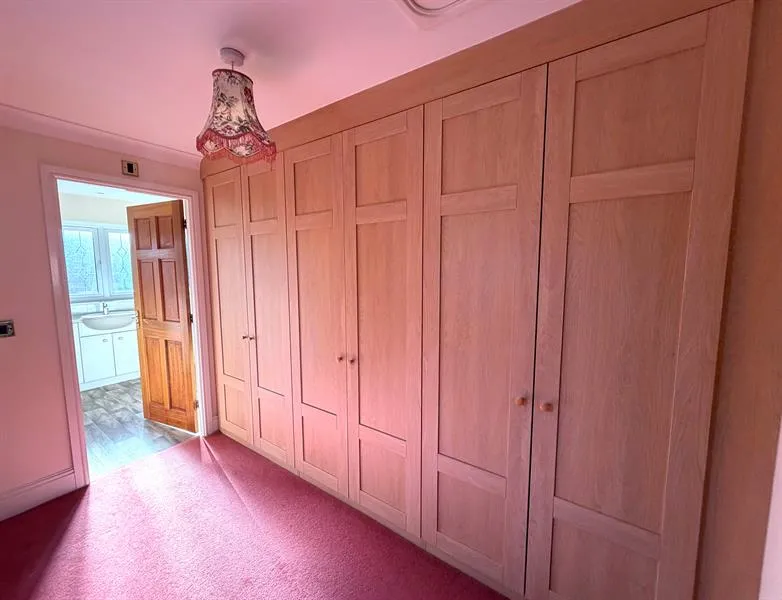 High Warren Close, Warrington, photo 14