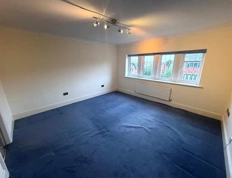 High Warren Close, Warrington, photo 17