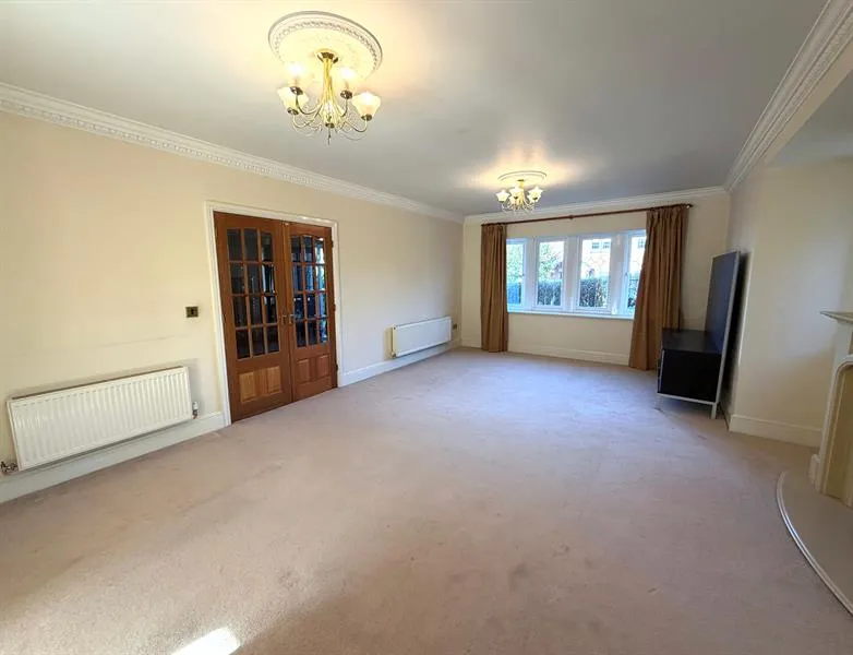 High Warren Close, Warrington, photo 4