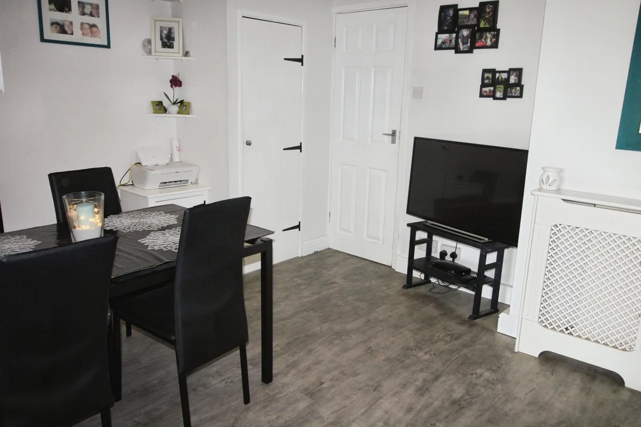 Walker Avenue, Scartho, DN33, photo 3