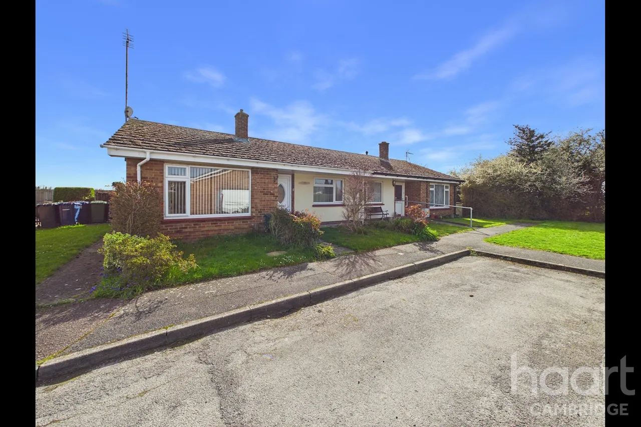 2 bed house for sale, Plantation Road, Sawston, CB22