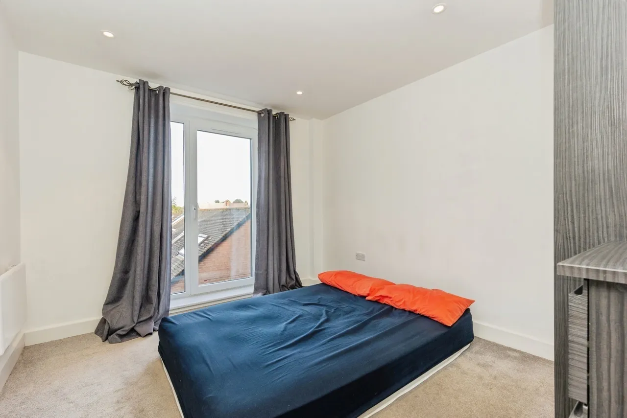 Buxton Road, Stockport, SK2, photo 8
