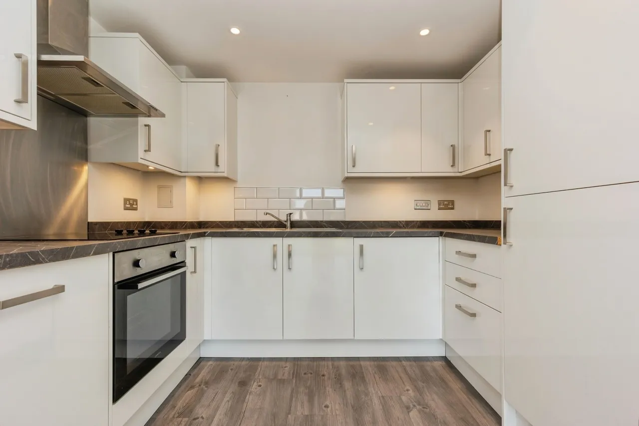 Buxton Road, Stockport, SK2, photo 7