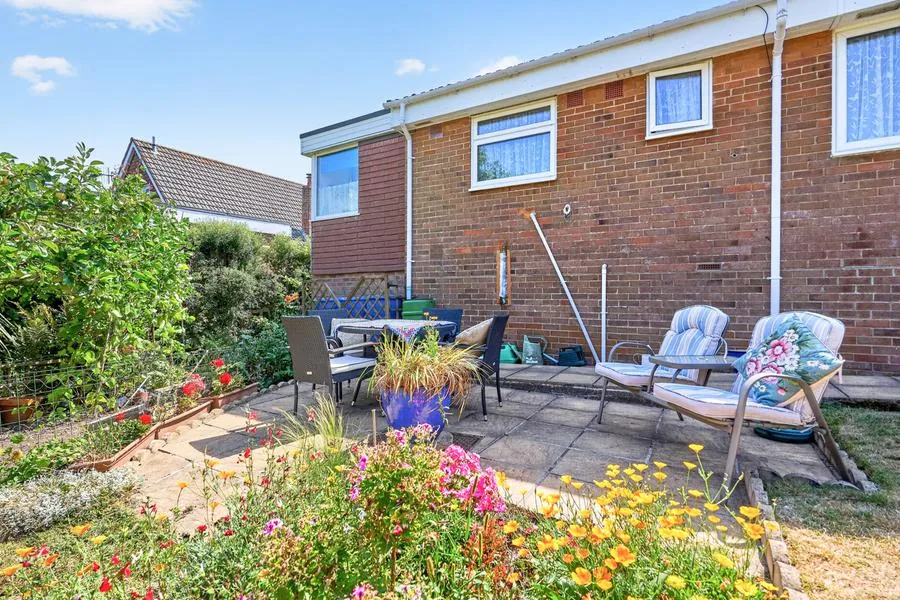 Greenlydd Close, Niton, PO38, photo 24