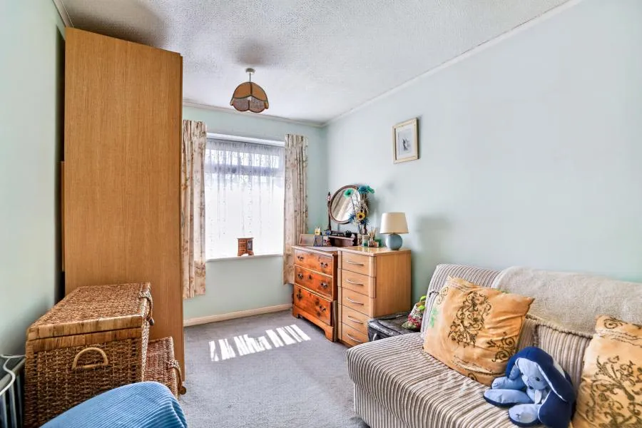Greenlydd Close, Niton, PO38, photo 8