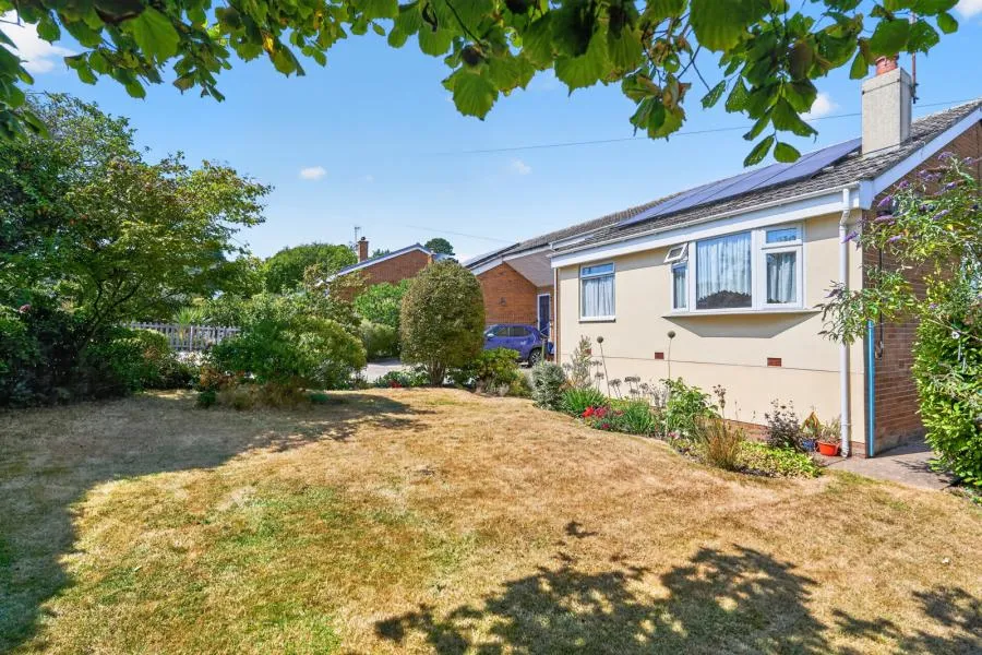 Greenlydd Close, Niton, PO38, photo 10
