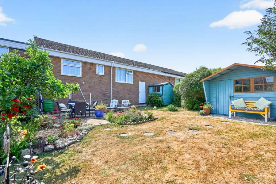 Greenlydd Close, Niton, PO38, photo 25