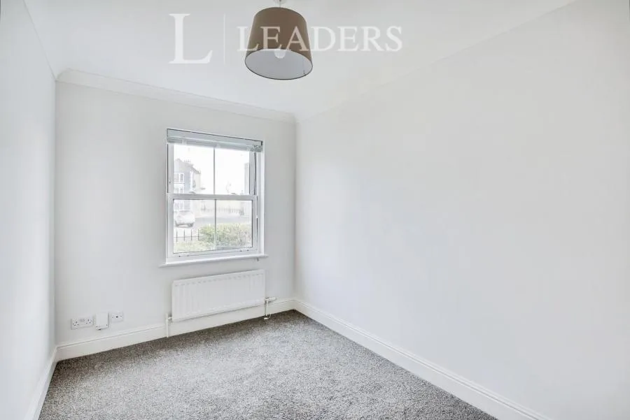 White Hart Road, Portsmouth, PO1, photo 7