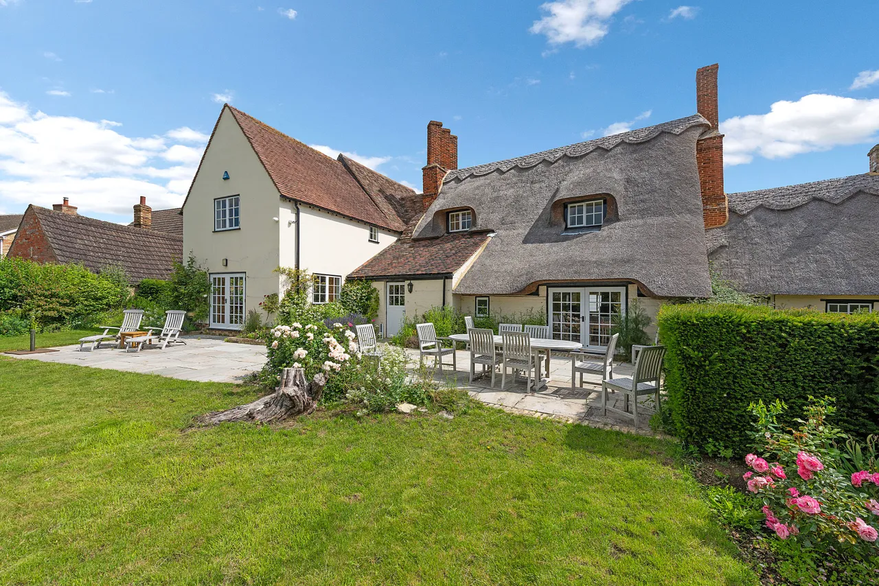 5 bed house for sale, High Street, Alconbury, PE28