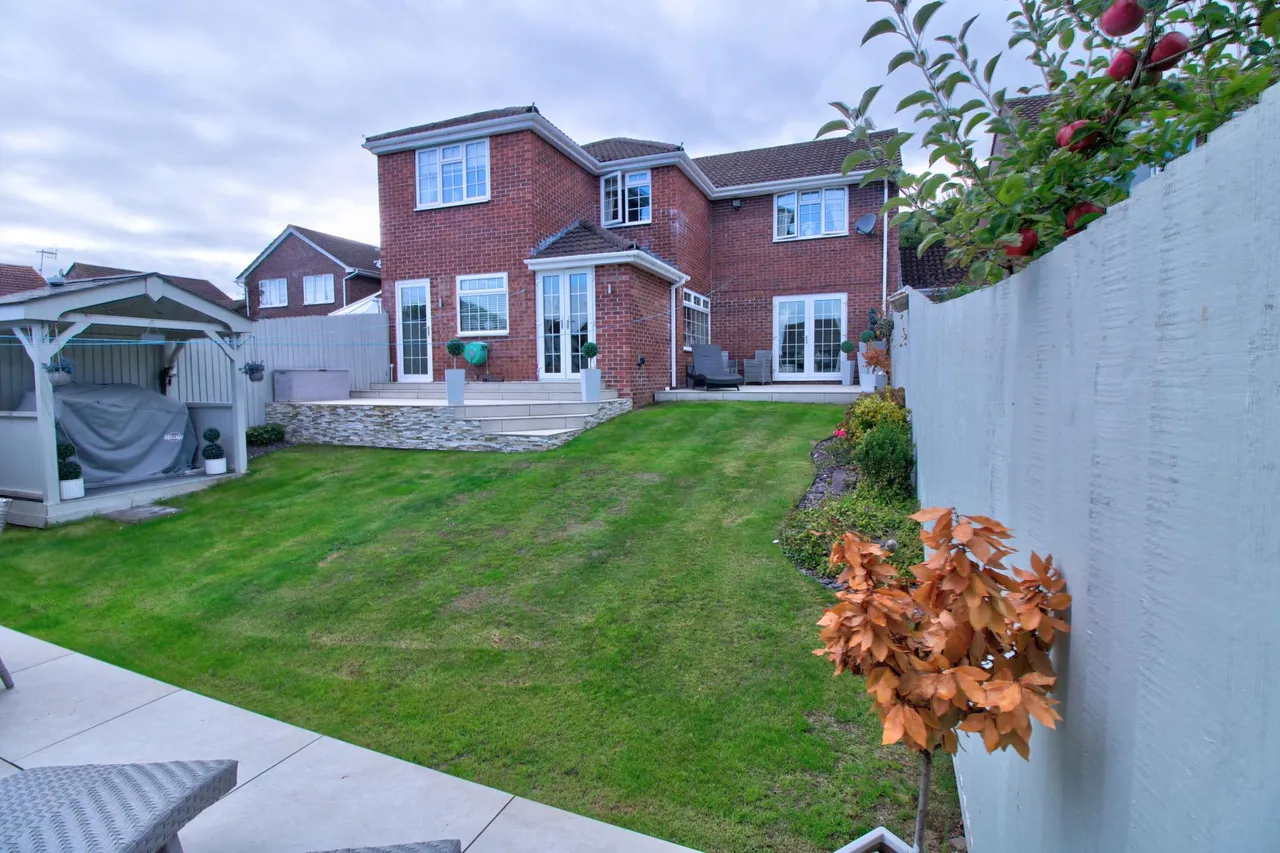 Hillgrove Avenue, Abergavenny, NP7, photo 32