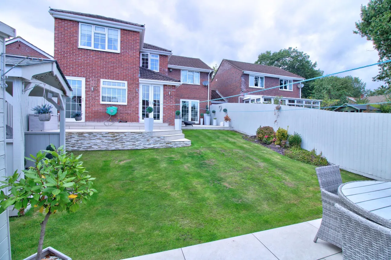 Hillgrove Avenue, Abergavenny, NP7, photo 4