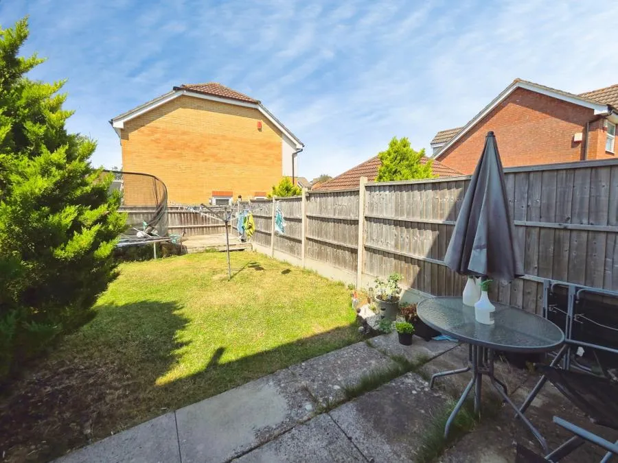 Graythwaite Close, Swindon, SN25, photo 9