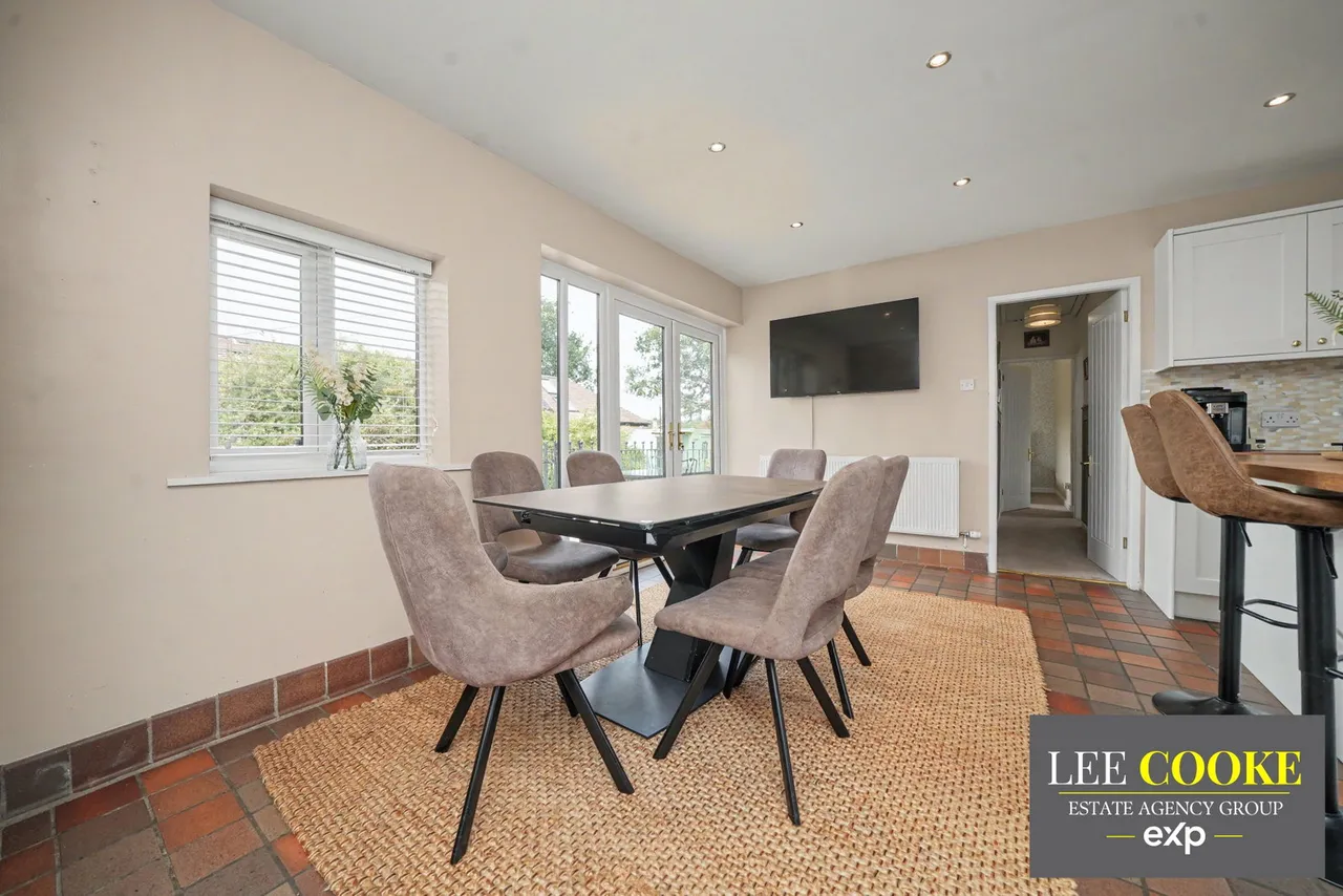 Emstrey Lodge, Atcham, SY5, photo 30
